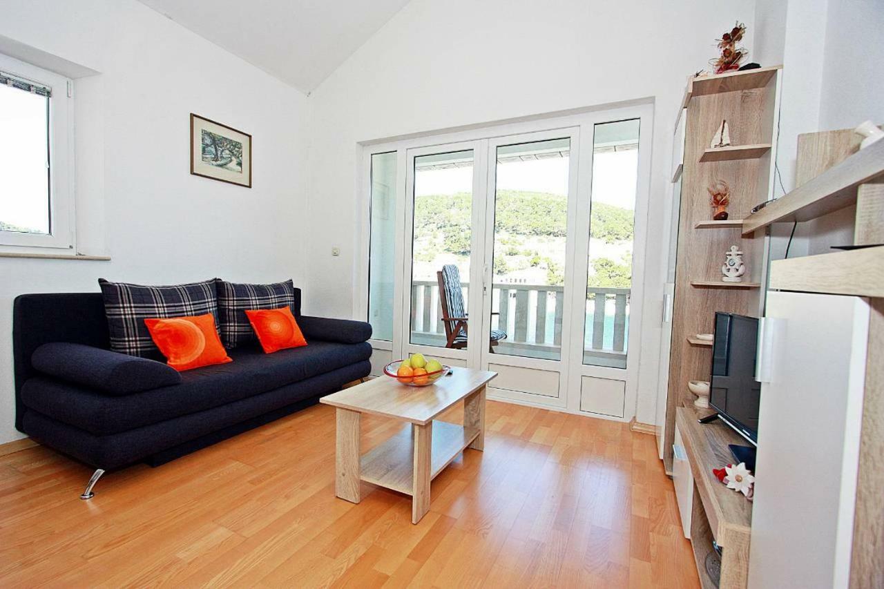 Apartmani Nila プチシャ エクステリア 写真